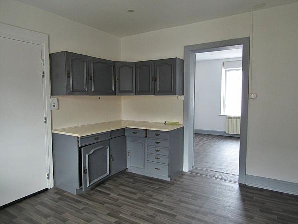 Location                                                      Appartement
                        
                     3 pièces                      54 m2                     à Raon-l'Étape