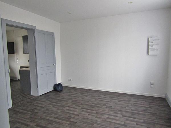 Location                                                      Appartement
                        
                     3 pièces                      54 m2                     à Raon-l'Étape