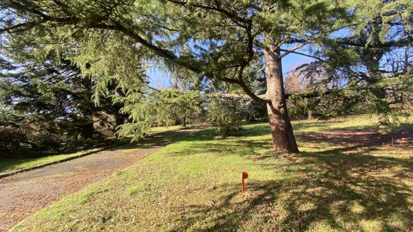 L'Étrat (42580) TERRAIN CONSTRUCTIBLE DE 1840M2 secteur l'ÉTRAT