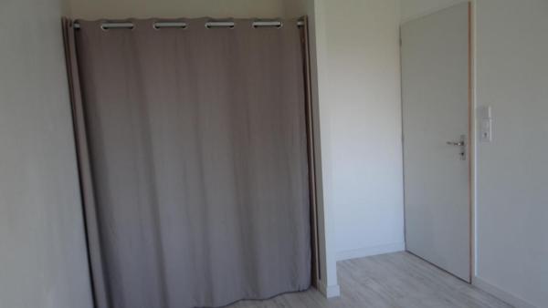 Maison Gorges 4 P . 3 Chs . 1 Garage . 96.33 M² . T 413 M² . Accessible PMR. Terrasse