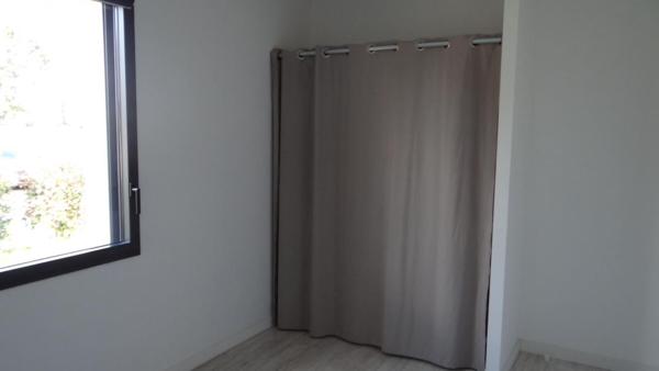 Maison Gorges 4 P . 3 Chs . 1 Garage . 96.33 M² . T 413 M² . Accessible PMR. Terrasse