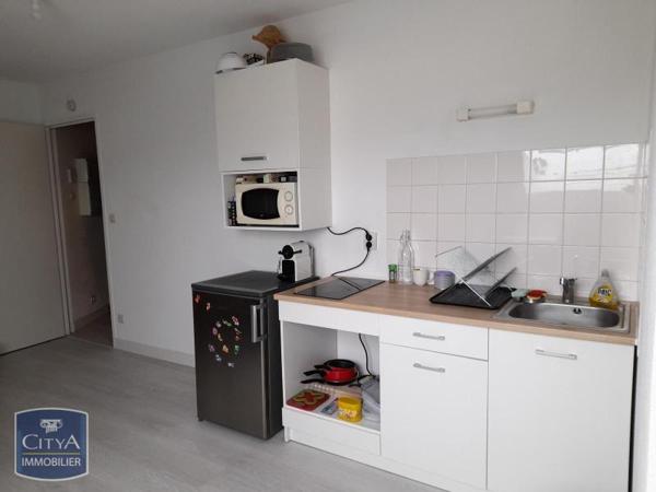 Appartement à louer 1 pièce 25.61m²