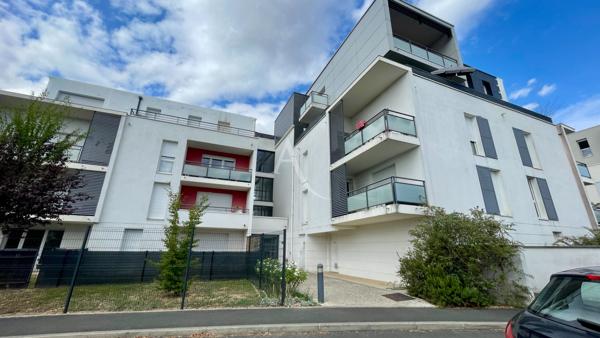 TOURS NORD - Appartement T3 récent avec terrasse, ascenseur et parking en sous-sol