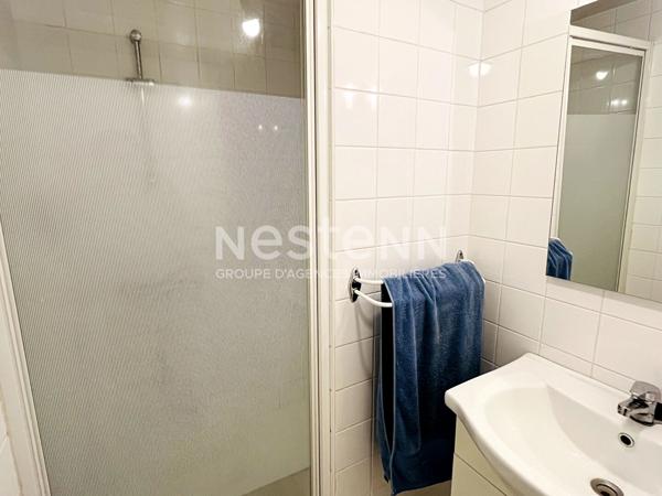 À vendre en plein centre du Lude , charmante maison de ville idéale pour un premier achat ou un investissement locatif.