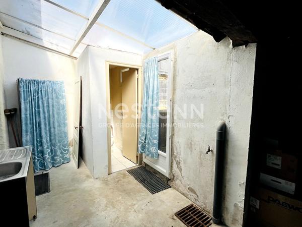 À vendre en plein centre du Lude , charmante maison de ville idéale pour un premier achat ou un investissement locatif.