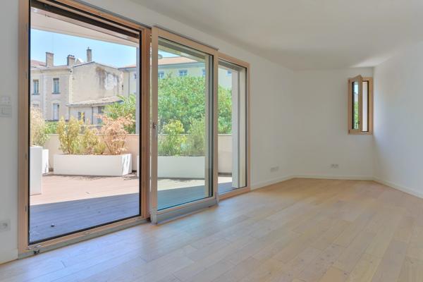 Exclusivité - Antiquaille -Appartement 81m² - 2 chambres - Terrasse