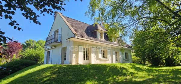 Villa d’Architecte près d'Arbois – Charme et Élégance au Cœur du Vignoble Jurassien