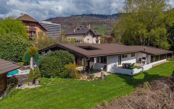 Maison à vendre    4 pièces •  Cluses