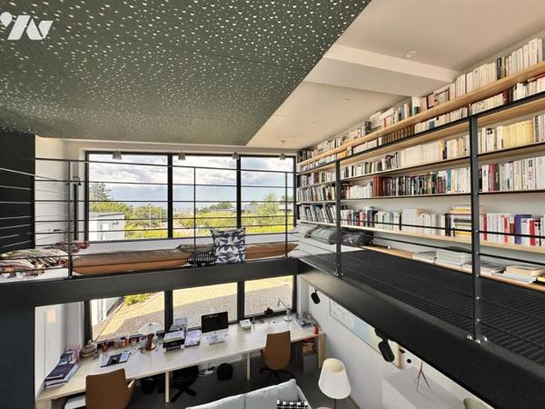 Rare sur le marché : Maison d'architecte de plain pied avec vue mer