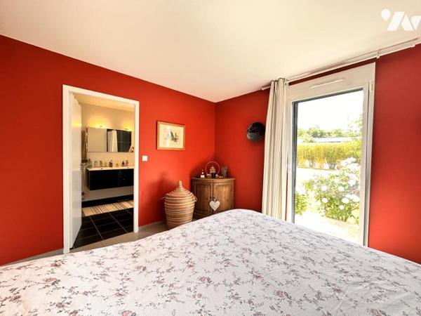 Rare sur le marché : Maison d'architecte de plain pied avec vue mer