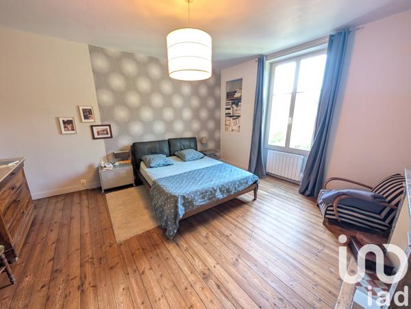 Maison à vendre 6 pièces 184 m² Lussac-les-Châteaux