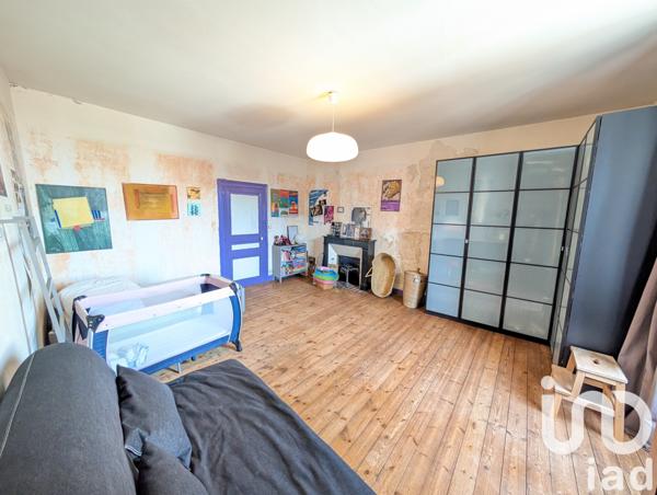 Maison à vendre 6 pièces 184 m² Lussac-les-Châteaux