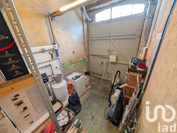 Maison à vendre 6 pièces 184 m² Lussac-les-Châteaux