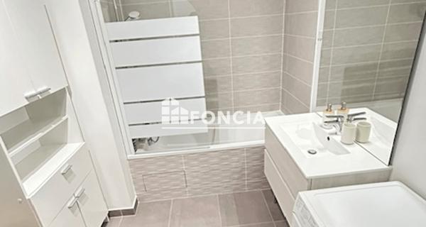 Location Appartement meublé 3 pièces 73.7 m² - Antony 92160