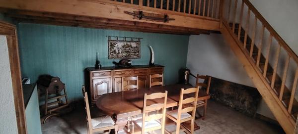 Maison à vendre ensemble de deux logements centre d'airvault (79)