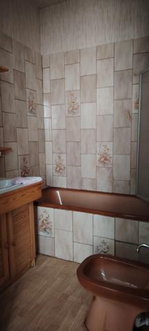 Maison à vendre ensemble de deux logements centre d'airvault (79)