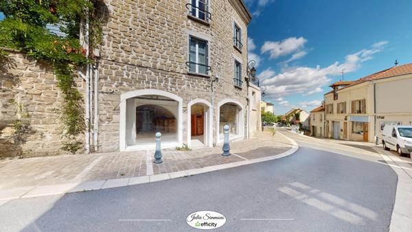 Local Commercial 2 pièces - 61 m²