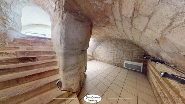 Local Commercial 2 pièces - 61 m²