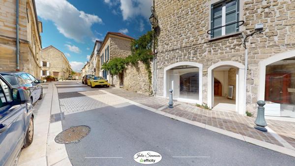 Local Commercial 2 pièces - 61 m²