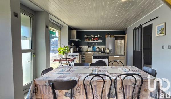 Maison traditionnelle 5 pièces de 86 m² à Saint-Pierre-Quiberon (56510)