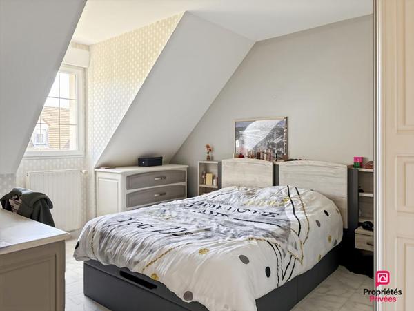 Maison La Bazoge 8 pièce(s) 148 m2