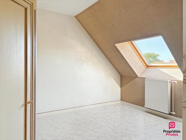 Maison La Bazoge 8 pièce(s) 148 m2
