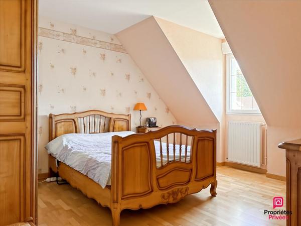 Maison La Bazoge 8 pièce(s) 148 m2