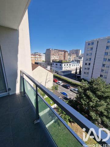 Location appartement 4 pièces 95 m² Clichy