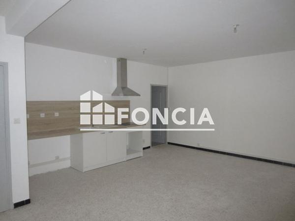 Location Appartement 4 pièces 91.96 m² - 10 AVENUE DU GARDON Moussac 30190