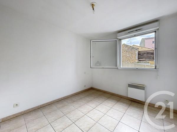 Appartement T3 à vendre  5 pièces - 55,73 m2 BAGNOLS SUR CEZE - 30