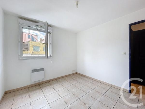 Appartement T3 à vendre  5 pièces - 55,73 m2 BAGNOLS SUR CEZE - 30