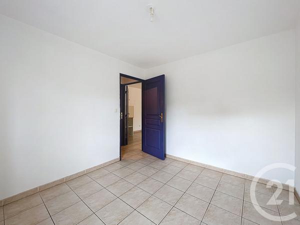 Appartement T3 à vendre  5 pièces - 55,73 m2 BAGNOLS SUR CEZE - 30