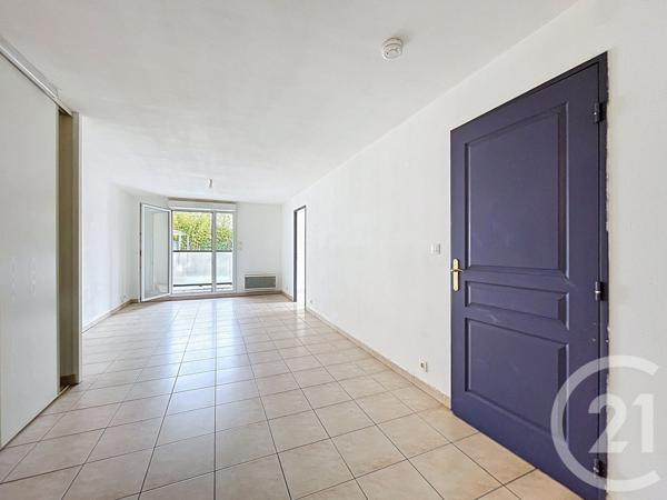 Appartement T3 à vendre  5 pièces - 55,73 m2 BAGNOLS SUR CEZE - 30