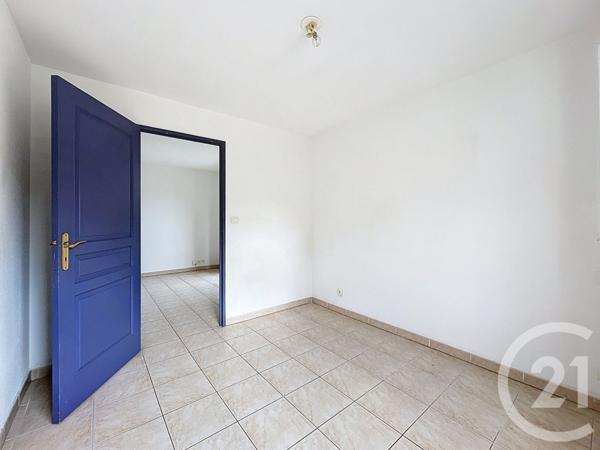 Appartement T3 à vendre  5 pièces - 55,73 m2 BAGNOLS SUR CEZE - 30