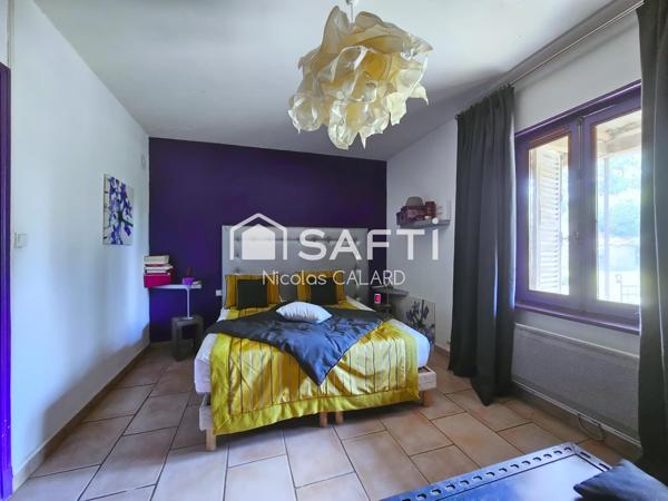 Maison mitoyenne au calme