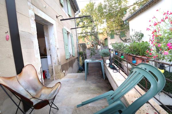 Pertuis centre ville, maison de 62m² avec terrasse