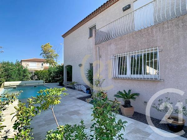 Maison à vendre  5 pièces - 185 m 2   PERPIGNAN  - 66