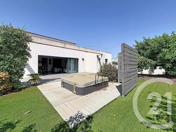 Maison à vendre  5 pièces - 185 m 2   PERPIGNAN  - 66