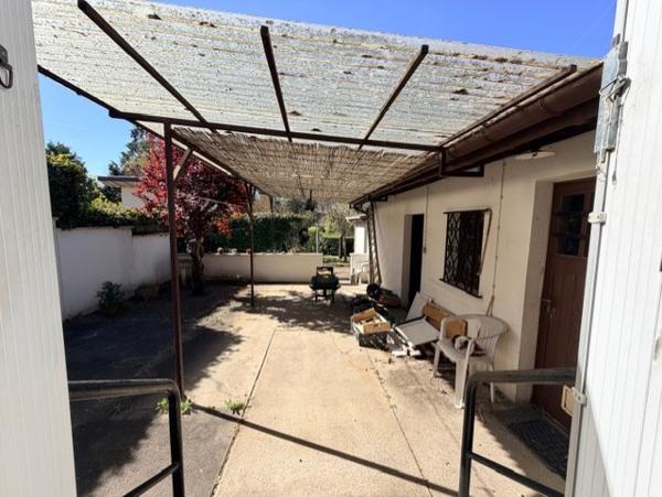 Maison de ville avec jardin – Emplacement idéal à 3 minutes du centre-ville Détails des diagnostics énergétiques