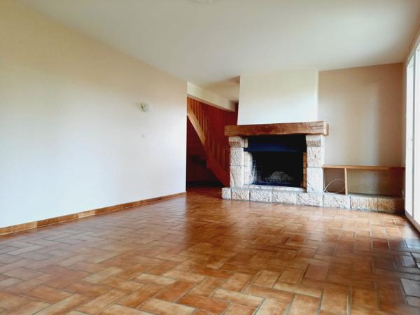 Vente Maison127 m² - 6 Pièces - AGON COUTAINVILLE (50230)