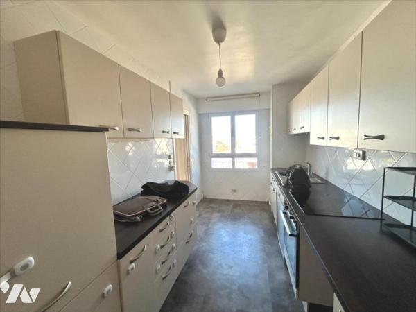SECTEUR PASTEUR APPARTEMENT 5 PIECES DERNIER ETAGE