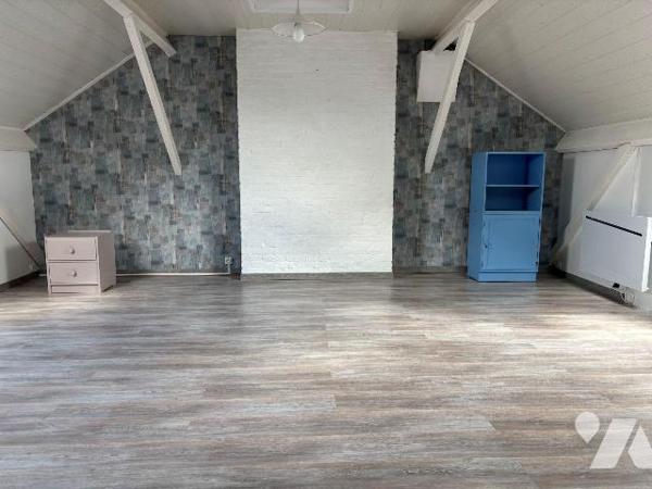 HAZEBROUCK - A vendre deux pas de la gare et de la grand 'place d'Hazebrouck 59190 ! :
Idéalem...