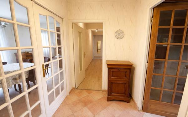 Appartement à vendre    4 pièces • 84,30 m2 Le Pecq