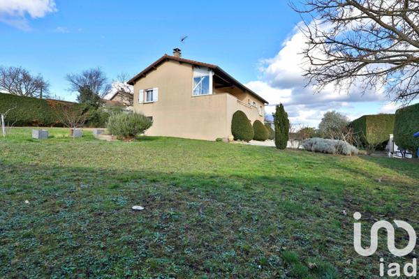 Maison à vendre 7 pièces 145 m² Grézieu-la-Varenne