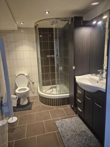 Lille (59260) Appartement T2 meublé avec garage – Emplacement recherché à Hellemmes