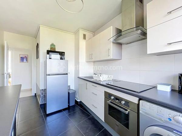 Vente                                                      Appartement
                        
                     2 pièces                      44 m2                     à Royat