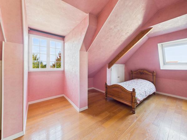 Saint-Pierre-du-Perray (91280) Charmante maison familiale – 5 chambres – Sous-sol total avec garage