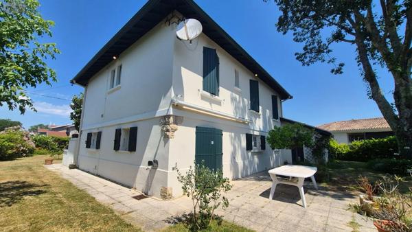 Achat - Maison Andernos-les-Bains 33510 7 pièces 169 m 2 1269 m 2