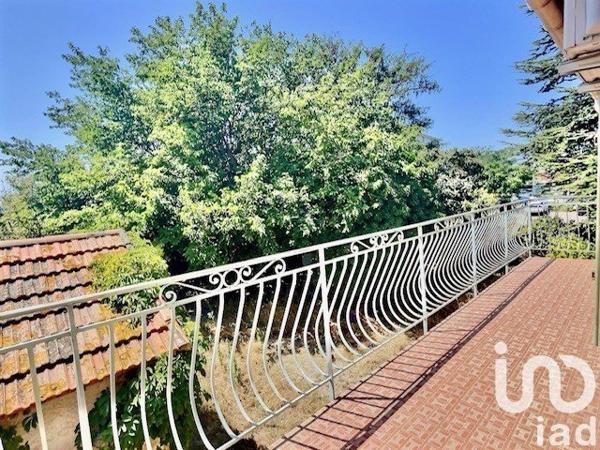 Maison 3 pièces de 70 m² à Salon-de-Provence (13300)