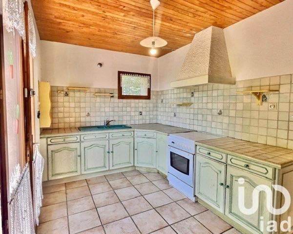 Maison 3 pièces de 70 m² à Salon-de-Provence (13300)